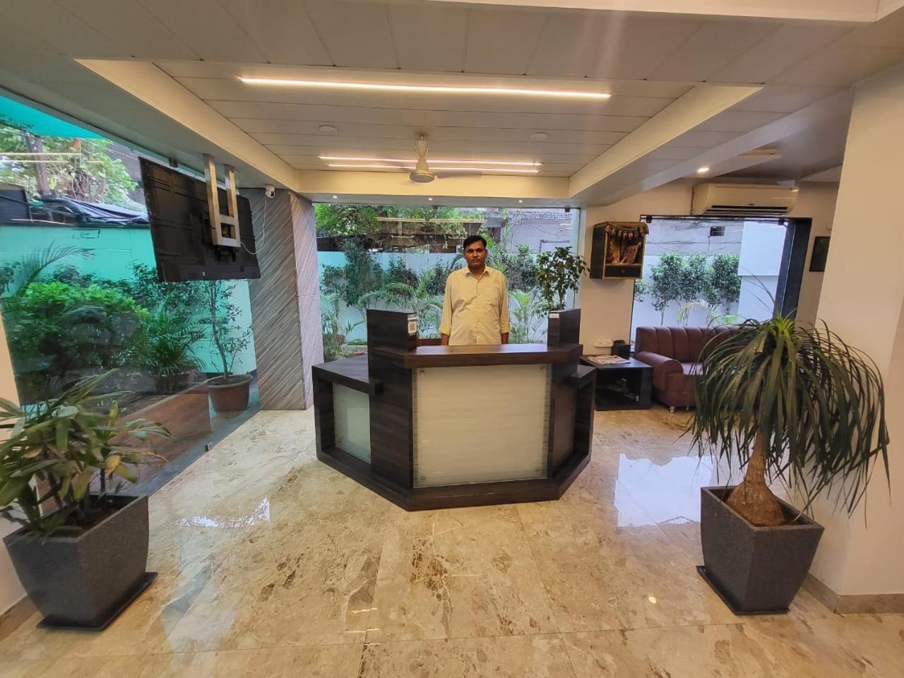 Hotel Nirvana Residency Nagpur Ngoại thất bức ảnh